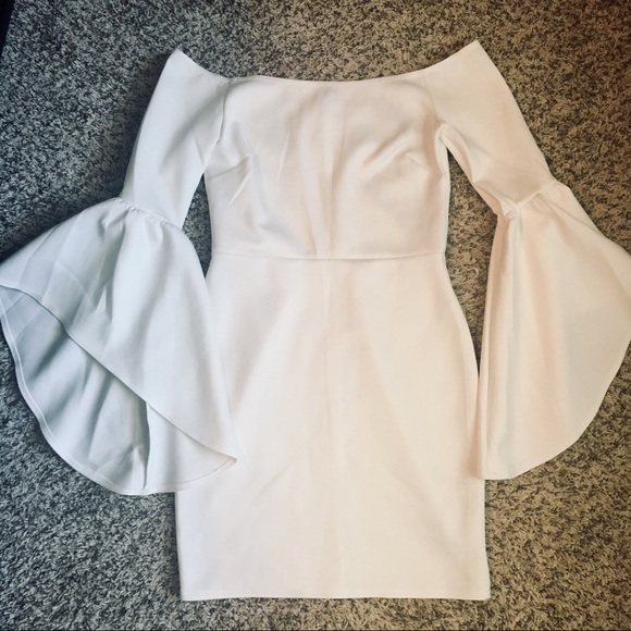 ASOS Dresses & Skirts - HP🎉ASOS Off the Shoulder Dress